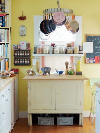 Organizza la cucina con 15 oggetti salvaspazio - CasaFacile
